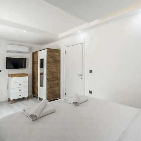 Luxury Ada Marin Villa Kusadası